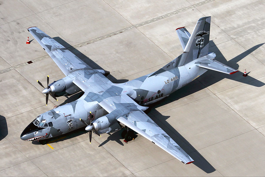 Самолет Ан-26 LZ-ABR из фильма «The Expendables 3»