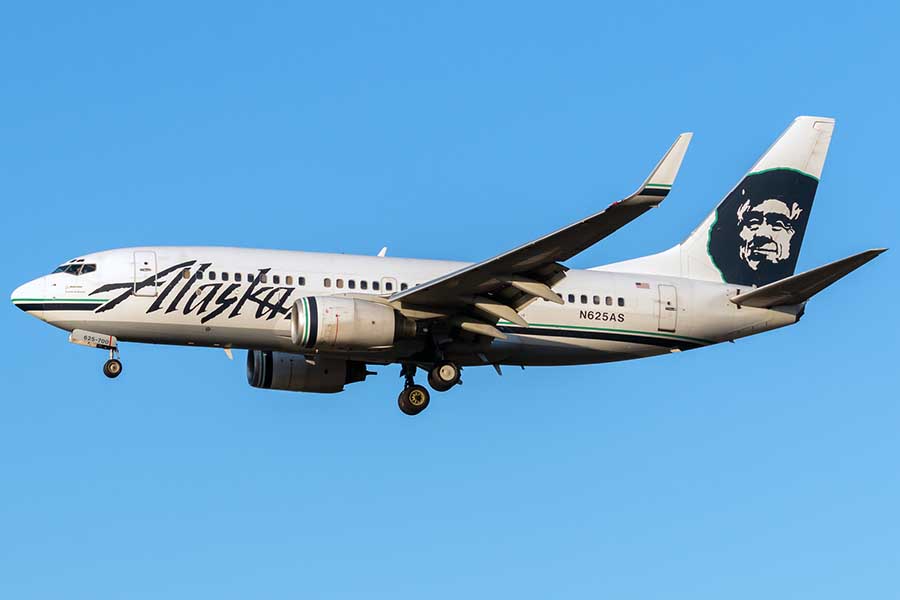 Alaska_B737_Old_Livery