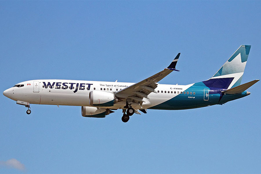 WestJet_Boeing_737_MAX_8_New_Livery